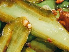 碾辣椒炒肉-吃饭皇帝大土家民族菜(正大广场店)