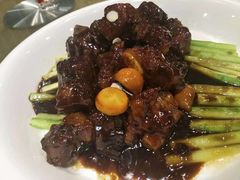 -南京悦客假日酒店
