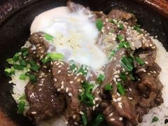 窝蛋牛肉煲仔饭-红星光发煲仔饭(大石街店)
