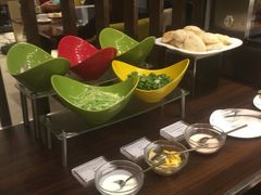 -月色西餐厅·海鲜刺身·烧烤(科学城保利郡雅酒店)