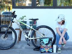 -星巴克(济宁万达广场店)