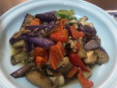 -临街徽菜馆·正宗黄山味