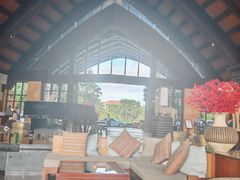 -三亚湾海居铂尔曼度假酒店