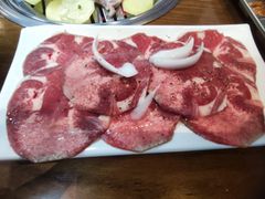 牛舌-·缸桶屋·韩式牛肋条自助烤肉(西湖D11店)