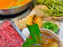 -王奋斗贵州酸汤牛肉火锅