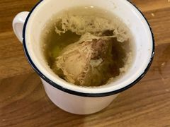 茶树菇龙骨汤-先记烧鹅王·本地粤菜(福永店)