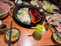 -周小明火锅(黑金冠社区店)