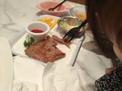 -菲滋意式餐厅(临海银泰店)