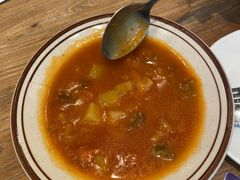 意式牛肉番茄浓汤-玛格萝妮比萨屋(四平店)