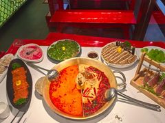 -小龙翻大江文化火锅(宽窄店)