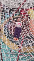 -趣玩空间蹦床乐园(临平旗舰店)