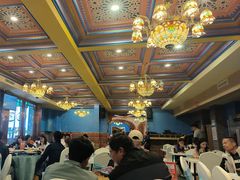 -乡村馕坑肉·烧烤·新疆菜·本地人更爱吃(阿勒泰首店)