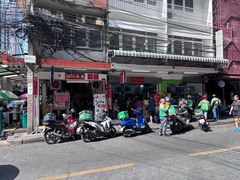 -榮泰米粉湯(Left Shop)