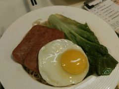 -新大咀港式茶餐厅(宝山万达店)