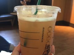 冰摇桃桃绿茶-星巴克(红房子店)