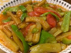 新疆地三鲜-塔哈尔·新疆盛宴(城西银泰店)