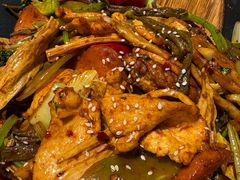 -风光老灶麻辣香锅(大成路翠微百货店)