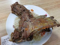 战斧羊排-零·壹新疆羊肉抓饭