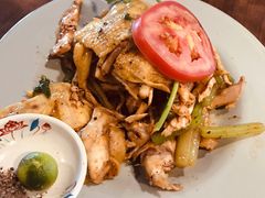 越式盐焗麻油鸡-大头虾越式风味餐厅(光明广场店)
