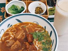 -康师傅私房牛肉面(马泉营奥莱店)
