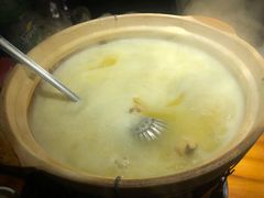 -捞围鲜·港式打边炉(海阳路店)