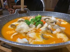 -老滇山寨•云南特色菜•地方菜•民族风情歌舞表演(金碧店)