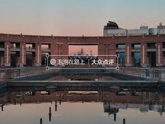 -泉城广场