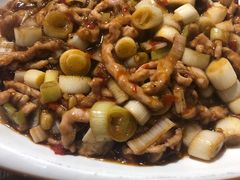 鱼香肉丝-岳二郎·川菜馆(苗栗路店)
