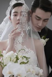 -喜爱高定婚纱摄影