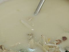 -天乐农家鱼头王(天目湖店)