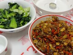 -堂瓦里·33年传统赣菜(第一街区店)