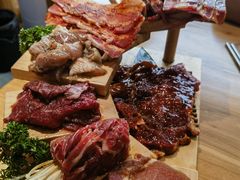 -汉城烤肉·黑金冠(华山路店)