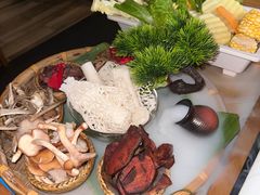 -菌彩云南野生菌火锅(呈贡七彩云南第壹城店)
