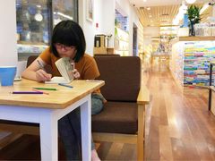 -猫的天空之城概念书店(景德镇陶溪川店)