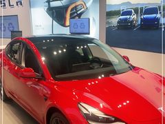 -TESLA 特斯拉(上海太古汇体验店)