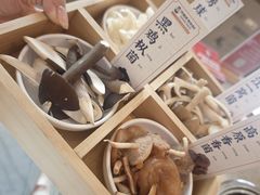 -阿婆情腊排骨火锅(金虹路店)