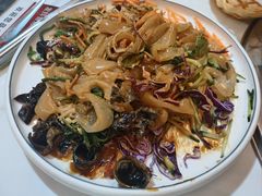 -人民公社铁锅炖·东北菜(卫国道店)