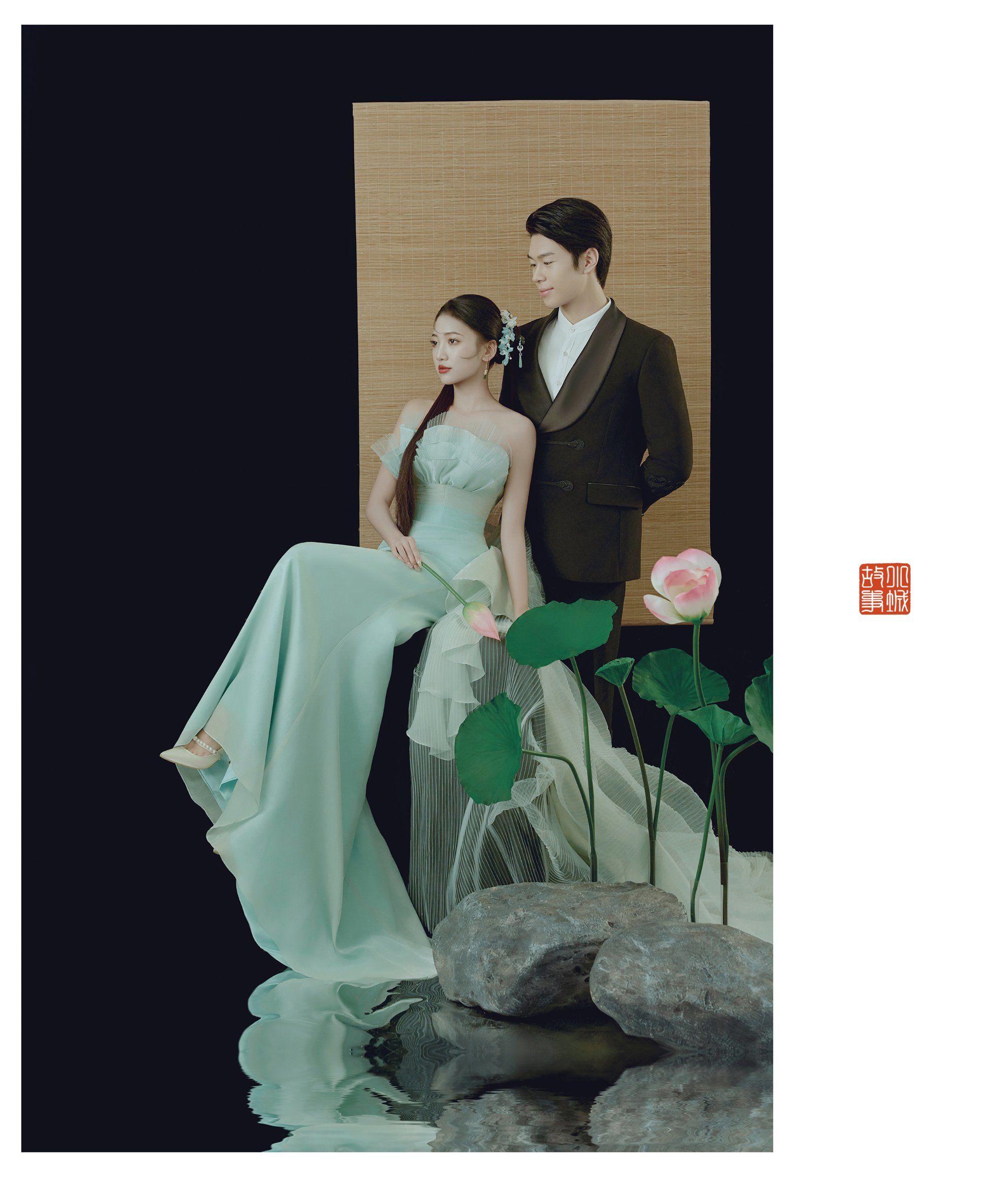 婉约淡然的工笔画婚纱照