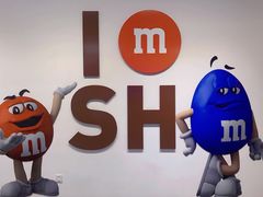 -m豆巧克力世界(上海世茂广场店)