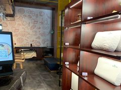 -艾豪森酒店(西安大雁塔大唐不夜城店)