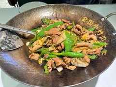 -费大厨辣椒炒肉(高铁吾悦广场店)