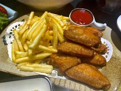 鸡翅薯条-叶派龙虾•招牌香辣蟹·海鲜(中海国际店)