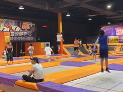 -Tenker Club弹刻极限主题公园 · 蹦床 · 团建 · 生日派对(大关店)