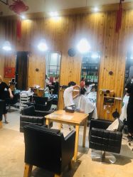-马克男发时尚店