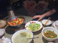 -老湖南民间菜·牛肉十八炒(花都店)