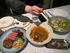 -静香HOUSE·全时段融合餐厅(七星欢乐颂店)
