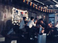 -Mx.cocktail bar