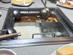 -海底捞火锅(新松江路店)