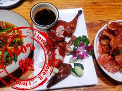 -老滇山寨•云南特色菜•地方菜•民族风情歌舞表演(金碧店)