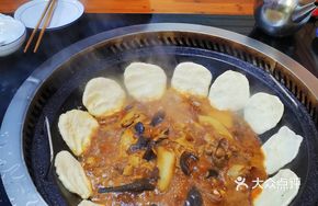 Stewed Farmhouse Chicken in Earthen Pot
